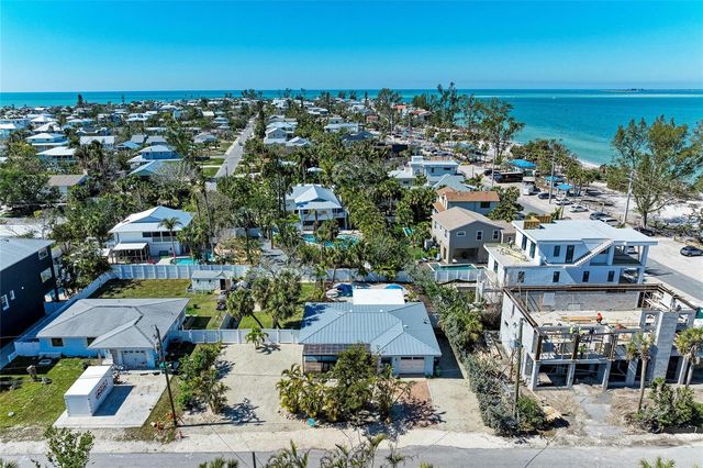 165 CRESCENT DRIVE, Anna Maria, FL 34216