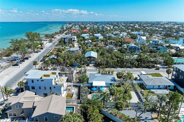 165 CRESCENT DRIVE, Anna Maria, FL 34216