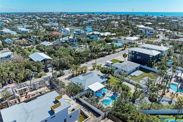 165 CRESCENT DRIVE, Anna Maria, FL 34216