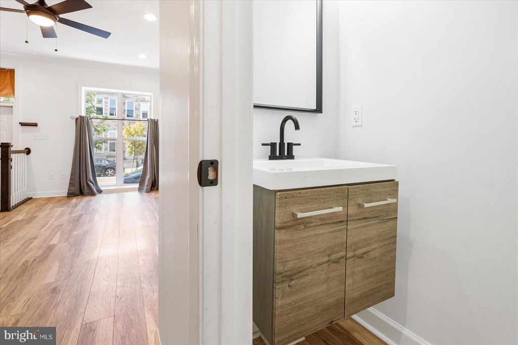 Image 12 of property listing at 731 N PATTERSON PARK AVE, Baltimore, MD 21205