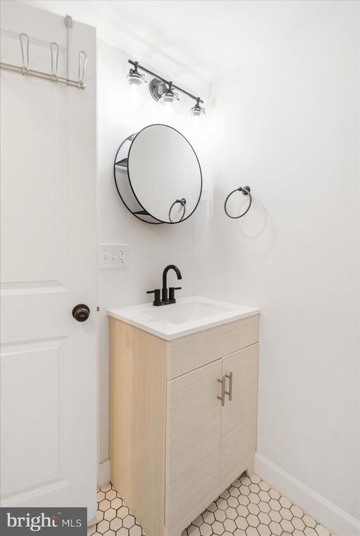 Image 23 of property listing at 731 N PATTERSON PARK AVE, Baltimore, MD 21205