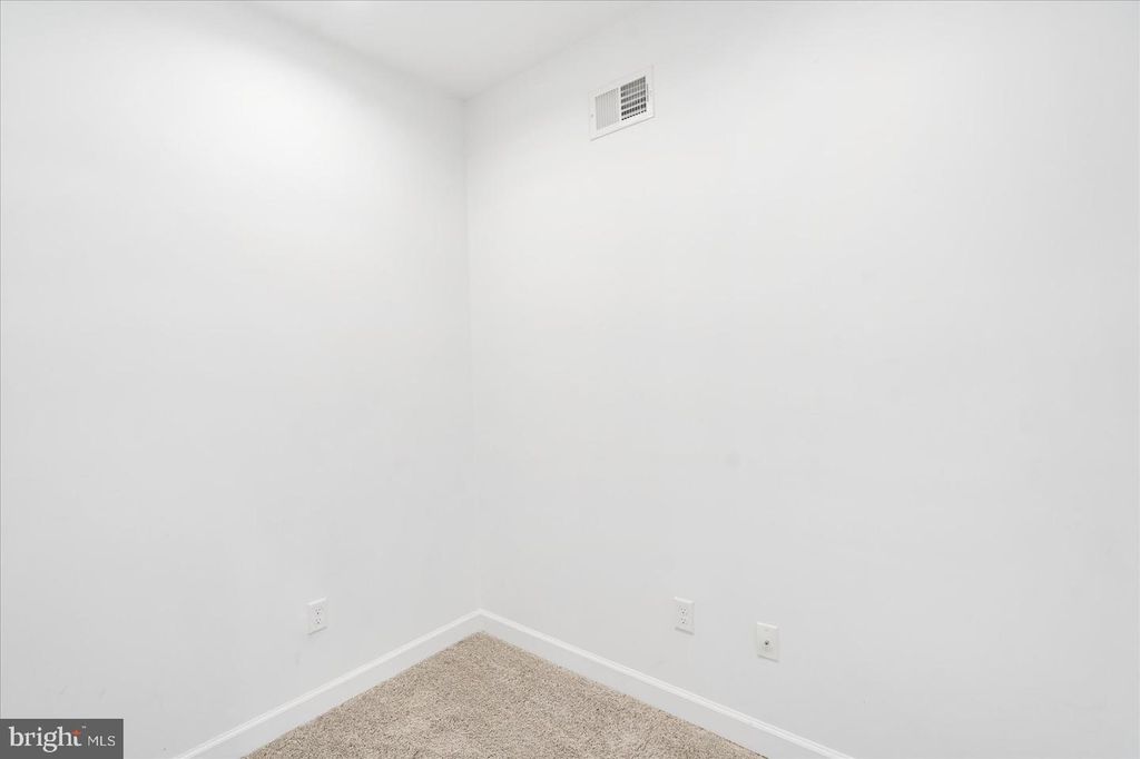 Image 33 of property listing at 731 N PATTERSON PARK AVE, Baltimore, MD 21205
