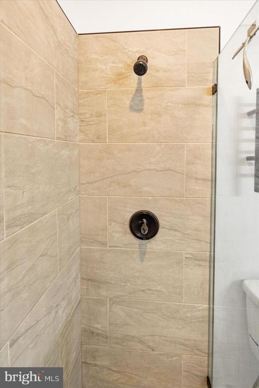 Image 37 of property listing at 731 N PATTERSON PARK AVE, Baltimore, MD 21205