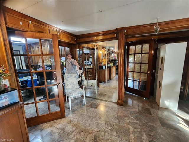 1370 Harbor View DR, North Fort Myers, FL 33917