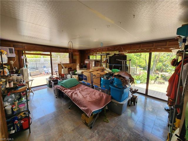 1370 Harbor View DR, North Fort Myers, FL 33917