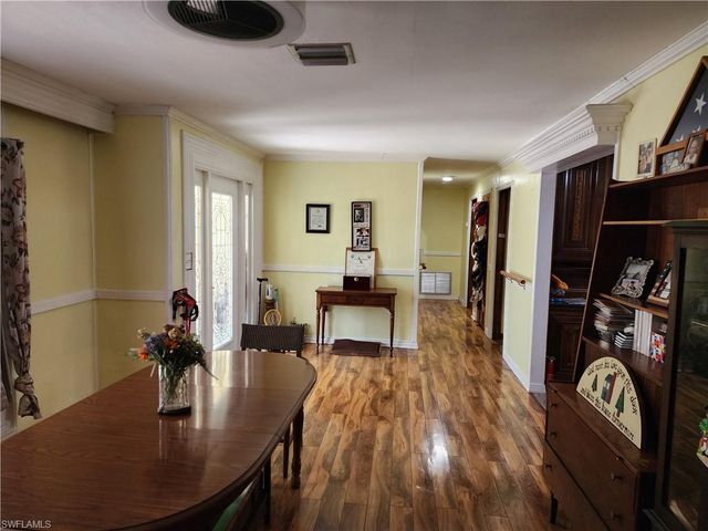 1370 Harbor View DR, North Fort Myers, FL 33917