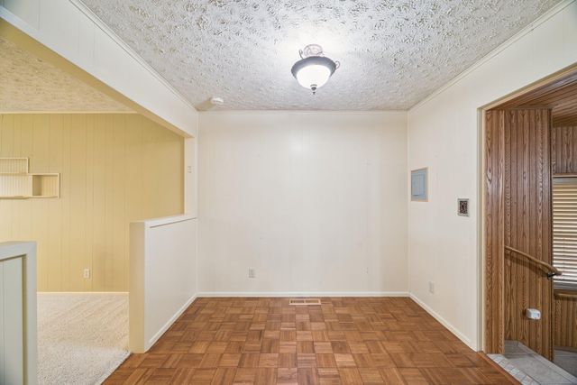 110 E 13th Place, Claremore, OK 74017