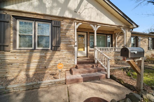 110 E 13th Place, Claremore, OK 74017