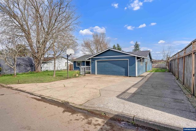 3026 Ella Ln NE, Salem, OR 97305