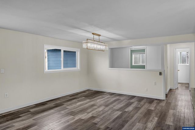 3026 Ella Ln NE, Salem, OR 97305