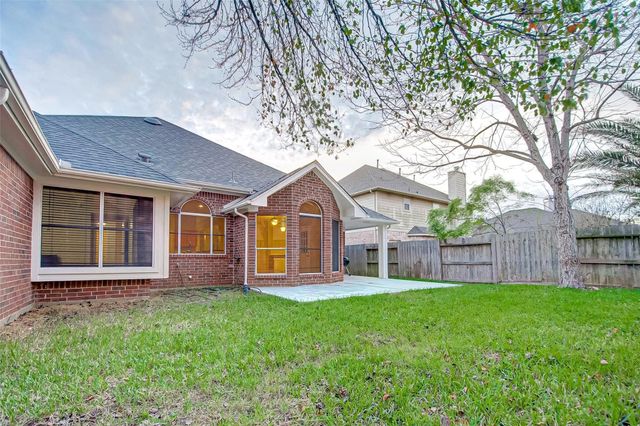 4611 Summer Lakes, Sugar Land, TX 77479