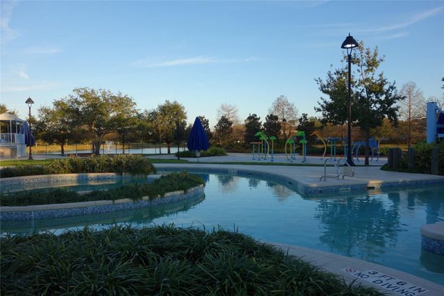 4611 Summer Lakes, Sugar Land, TX 77479