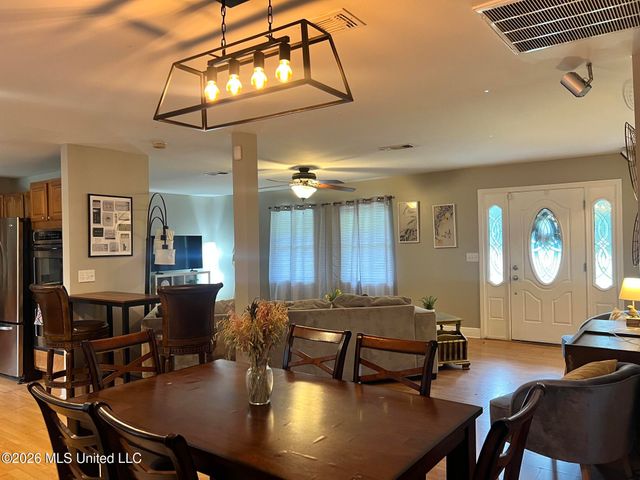 13 40th Street, Gulfport, MS 39507