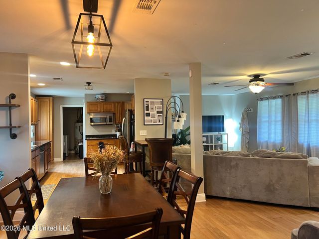 13 40th Street, Gulfport, MS 39507