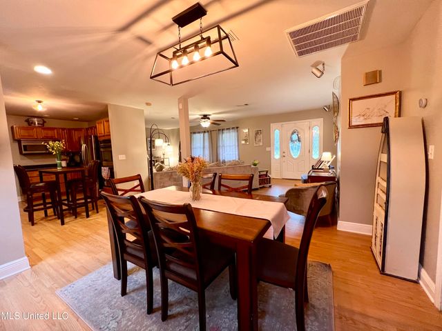 13 40th Street, Gulfport, MS 39507