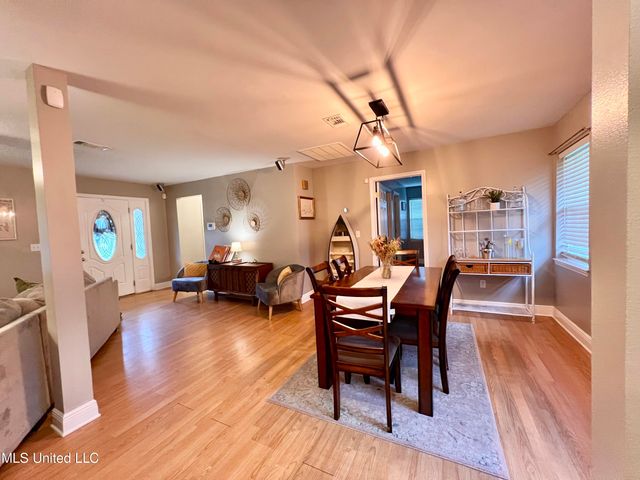 13 40th Street, Gulfport, MS 39507
