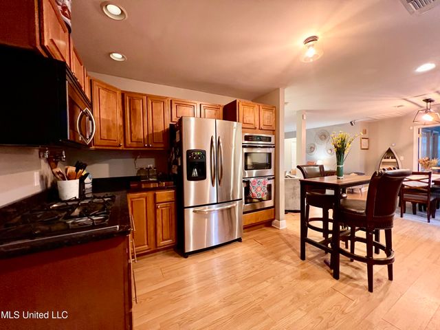 13 40th Street, Gulfport, MS 39507