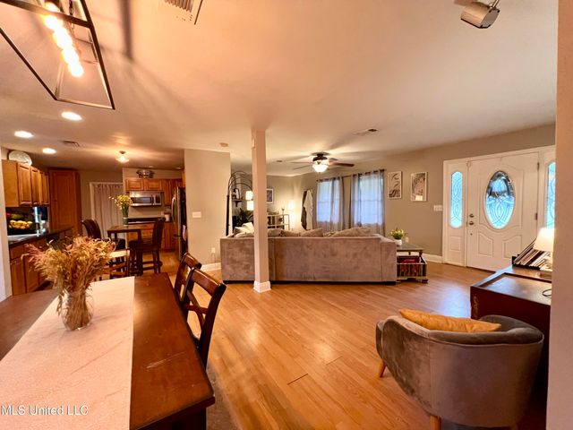13 40th Street, Gulfport, MS 39507