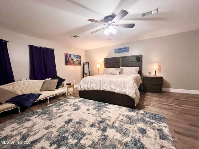 13 40th Street, Gulfport, MS 39507