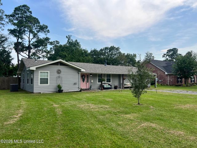 13 40th Street, Gulfport, MS 39507