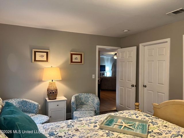 13 40th Street, Gulfport, MS 39507
