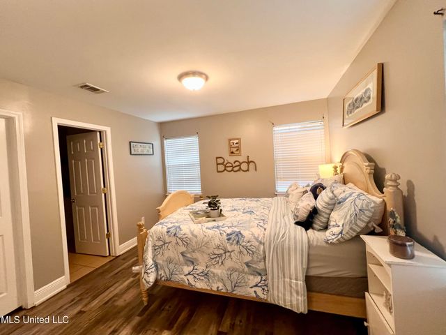 13 40th Street, Gulfport, MS 39507