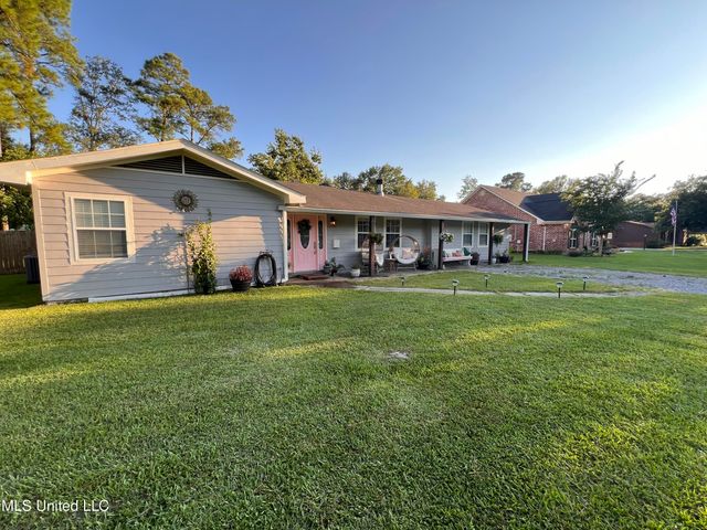 13 40th Street, Gulfport, MS 39507
