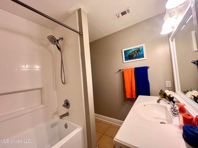 13 40th Street, Gulfport, MS 39507