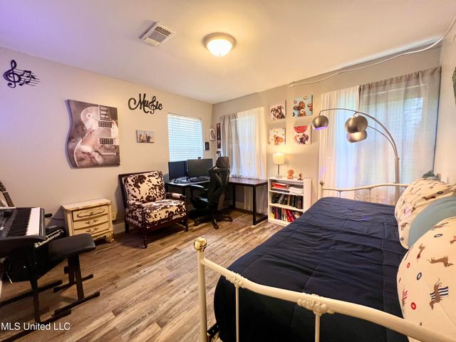 13 40th Street, Gulfport, MS 39507