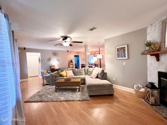 13 40th Street, Gulfport, MS 39507