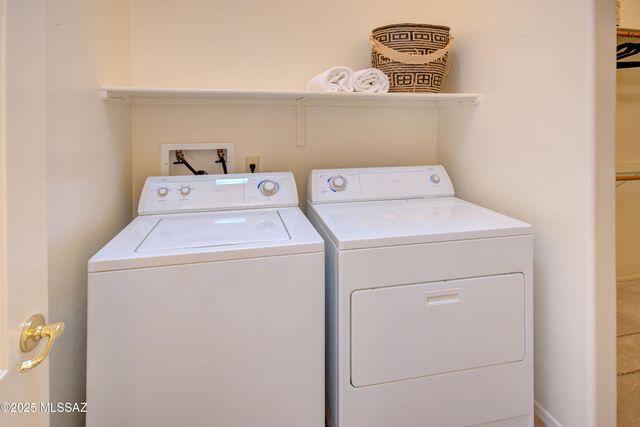 3977 S Camino del Heroe, Green Valley, AZ 85614