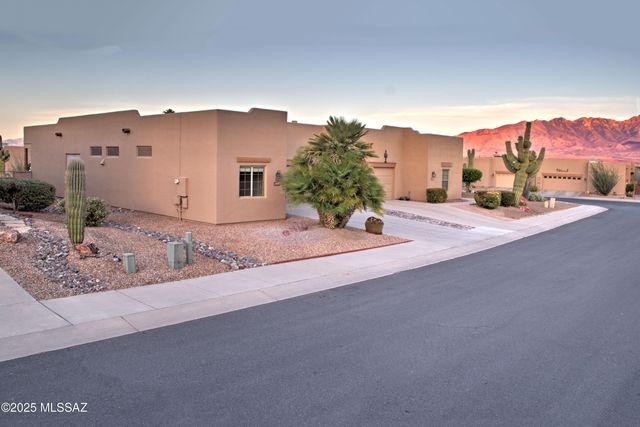 3977 S Camino del Heroe, Green Valley, AZ 85614