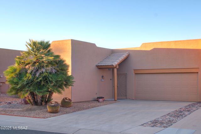 3977 S Camino del Heroe, Green Valley, AZ 85614