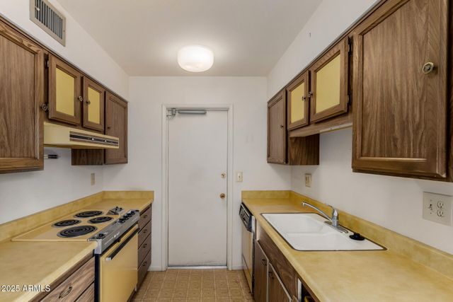 17603 N 99TH Drive, Sun City, AZ 85373