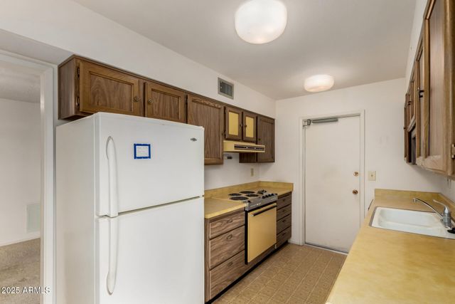 17603 N 99TH Drive, Sun City, AZ 85373