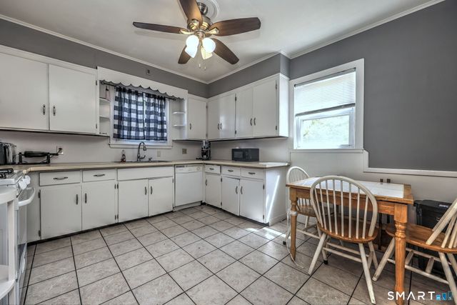 160 Goffe Terrace, New Haven, CT 06511