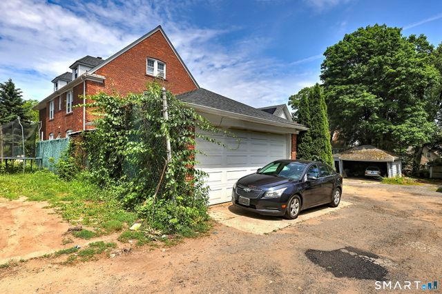 160 Goffe Terrace, New Haven, CT 06511
