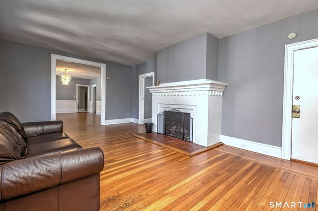 160 Goffe Terrace, New Haven, CT 06511