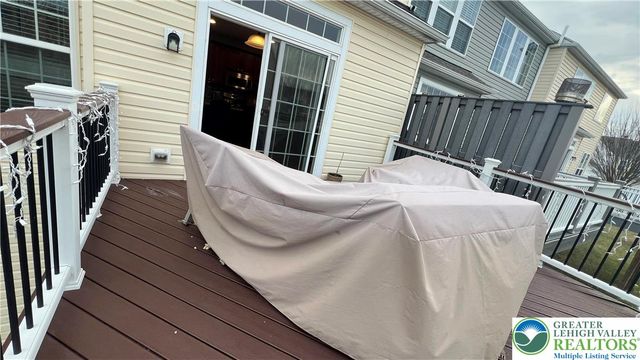 8536 Mayfair Court, Upper Macungie Twp, PA 18031