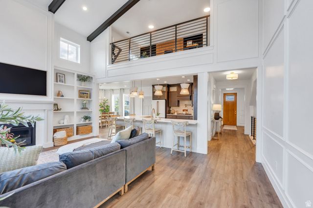 11147 S BINGHAM RIM RD, South Jordan, UT 84009
