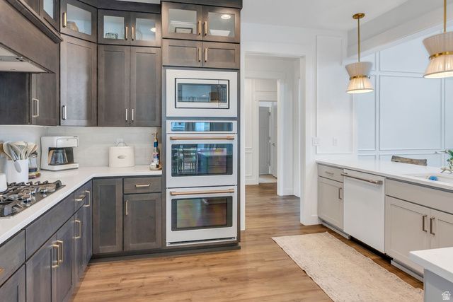 11147 S BINGHAM RIM RD, South Jordan, UT 84009
