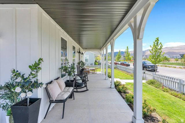 11147 S BINGHAM RIM RD, South Jordan, UT 84009