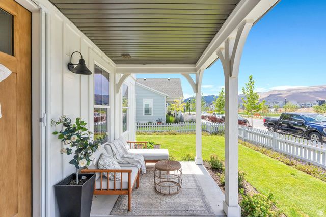 11147 S BINGHAM RIM RD, South Jordan, UT 84009