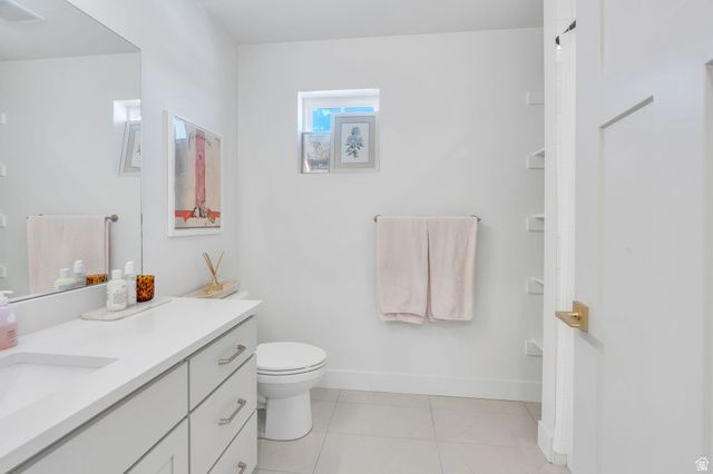 11147 S BINGHAM RIM RD, South Jordan, UT 84009