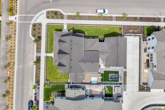 11147 S BINGHAM RIM RD, South Jordan, UT 84009
