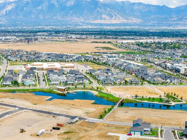 11147 S BINGHAM RIM RD, South Jordan, UT 84009