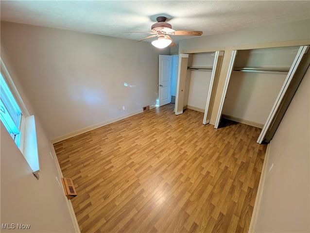 934 Oliver Street, Sheffield Lake, OH 44054