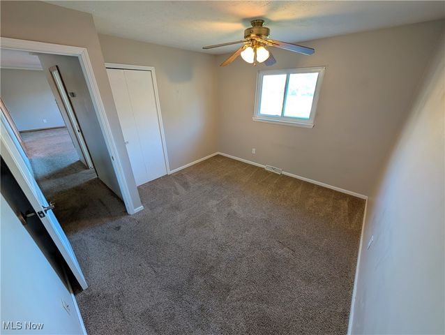 934 Oliver Street, Sheffield Lake, OH 44054