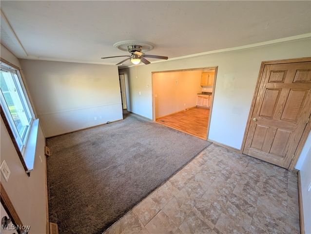 934 Oliver Street, Sheffield Lake, OH 44054