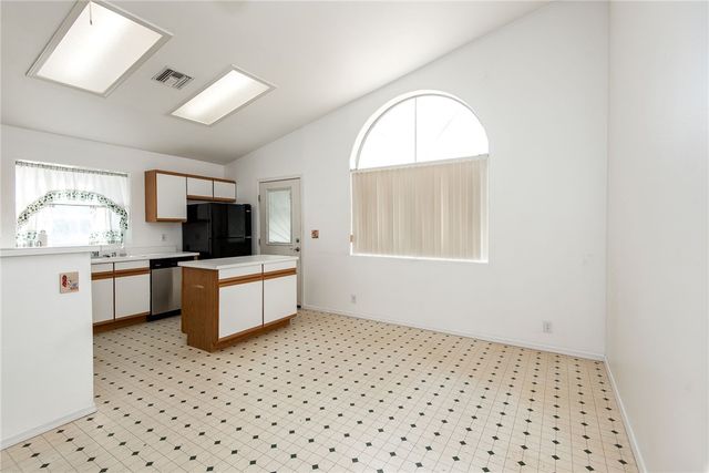 1796 E Bear Creek Way, Fort Mohave, AZ 86426